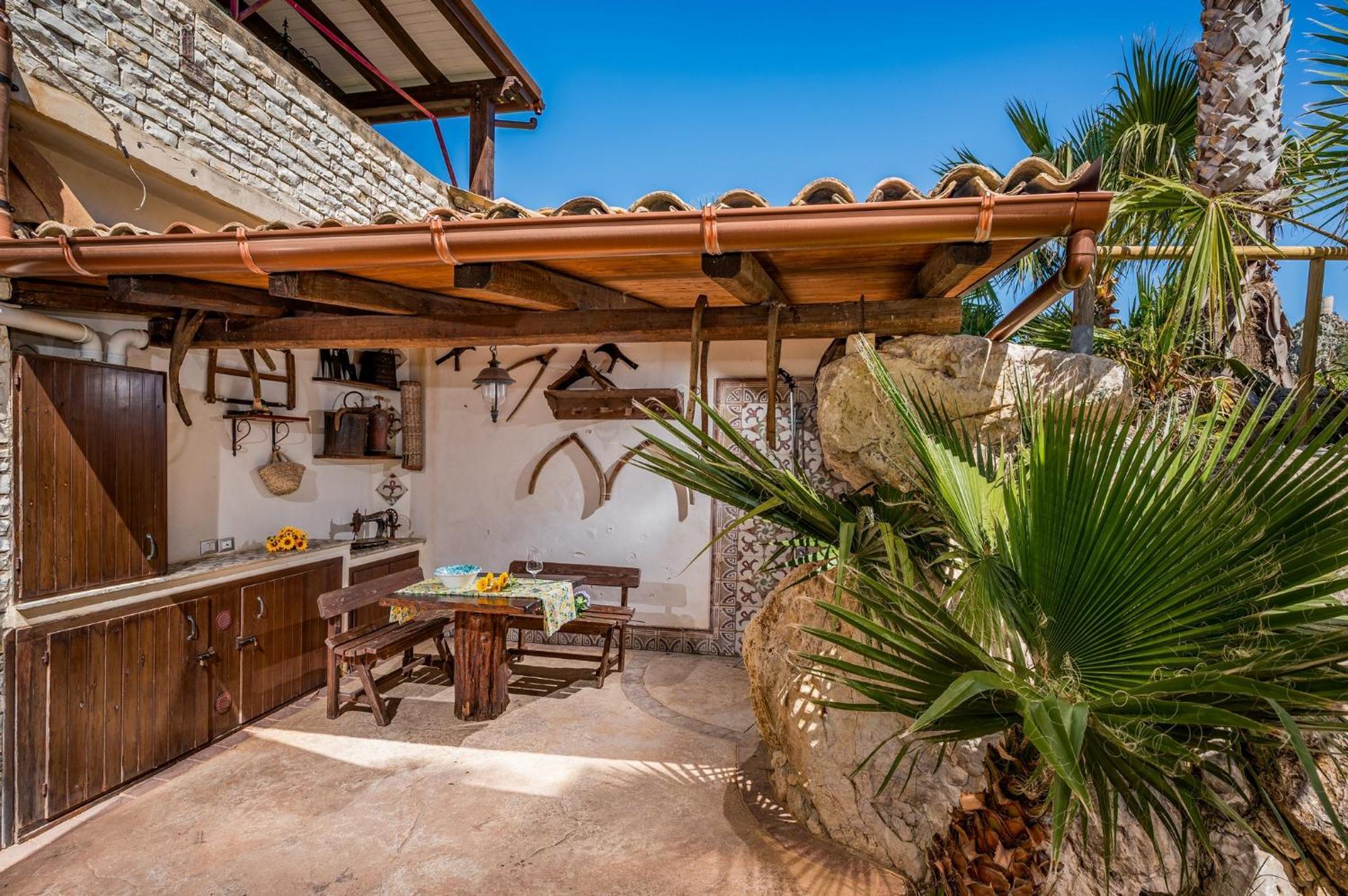 Apt Villa Anna E Apt Cantina Vito Vicinissimi Alla Riserva Dello Zingaro Scopello  Exterior photo